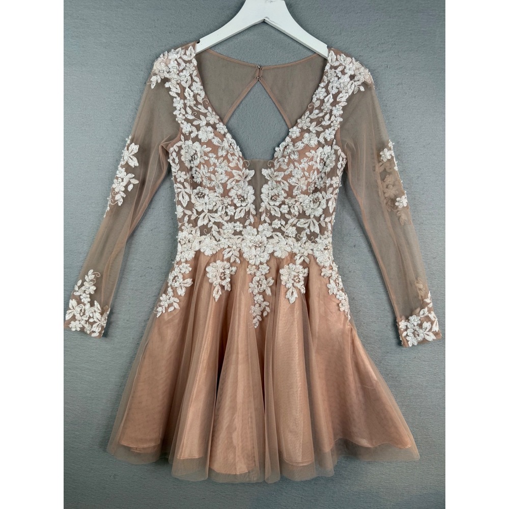 GB Fit and‎ Flare Formal Dress Women 5 Nude Illusion White Lace Pearl Sequin NEW